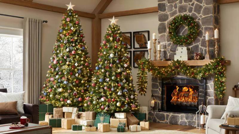 decor-your-home-beautiful-at-this-christmas-with-christmas-decorative-items